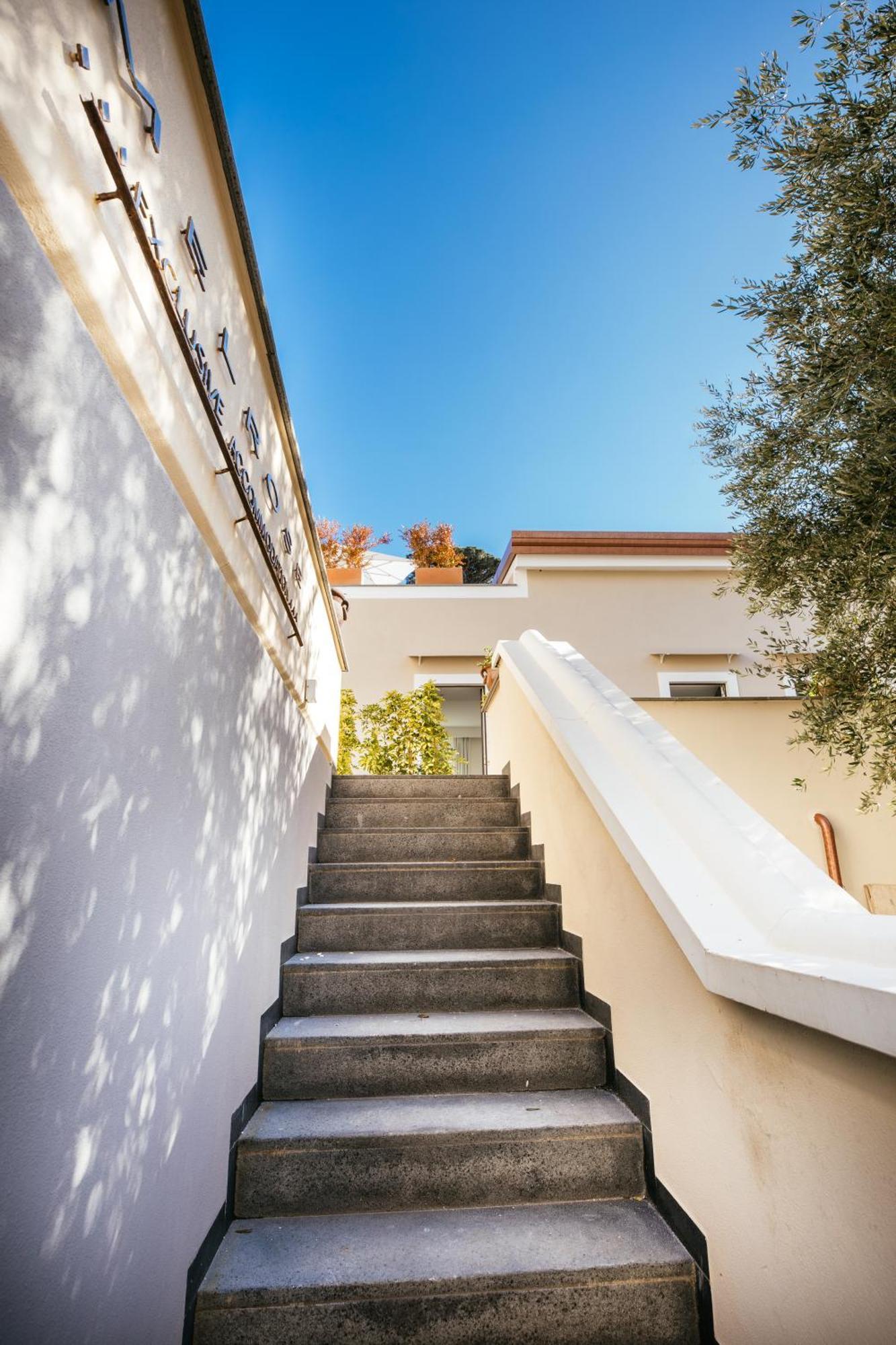 Melrose Relais Hotel Massa Lubrense Exterior photo